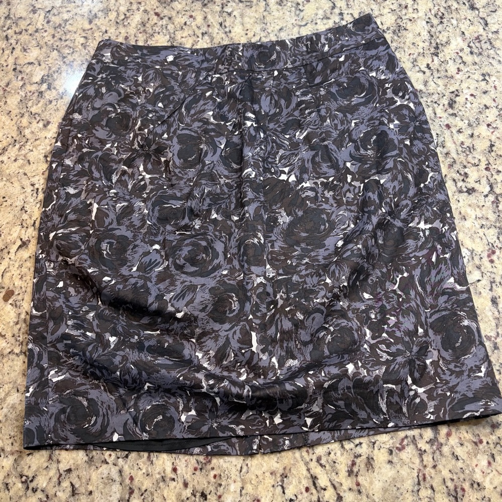 LOFT Dark Floral Pencil Skirt